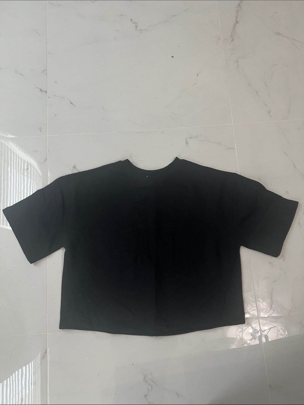 Universal Thread Black Cropped Boxy Tee